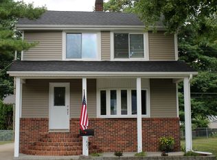 1662 New Hampshire Ave, Marysville, MI 48040