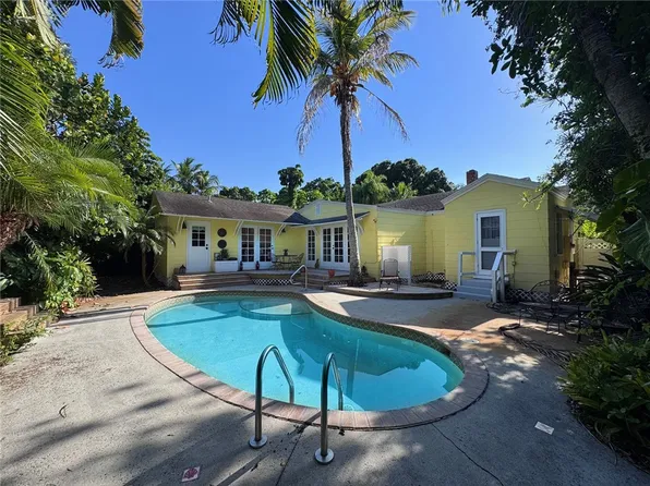 2434 19th Ave, Vero Beach, FL 32960