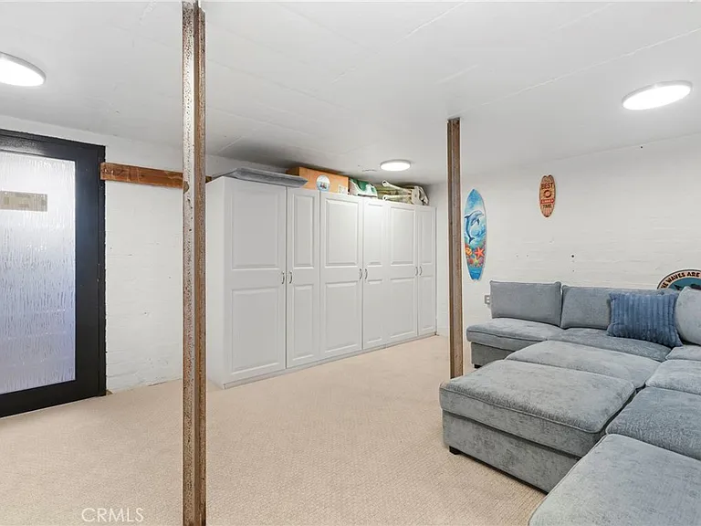 142 E Glaucus St — Photo 24