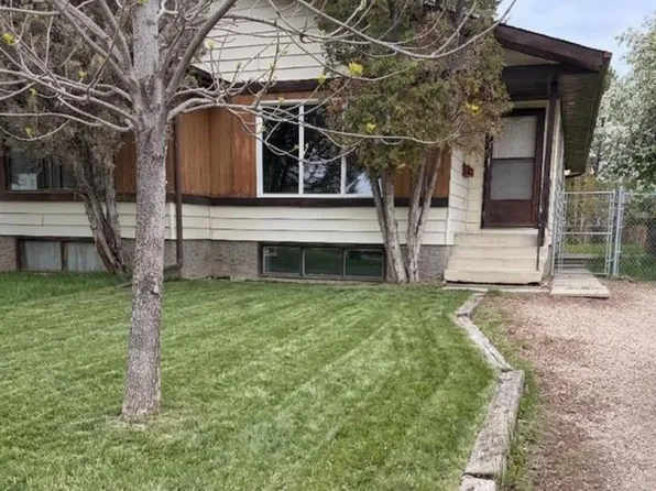 9316 SE 70a Ave, Grande Prairie, AB T8V 6C9