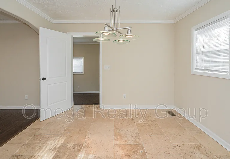 1808 Wilson Dr — Photo 15