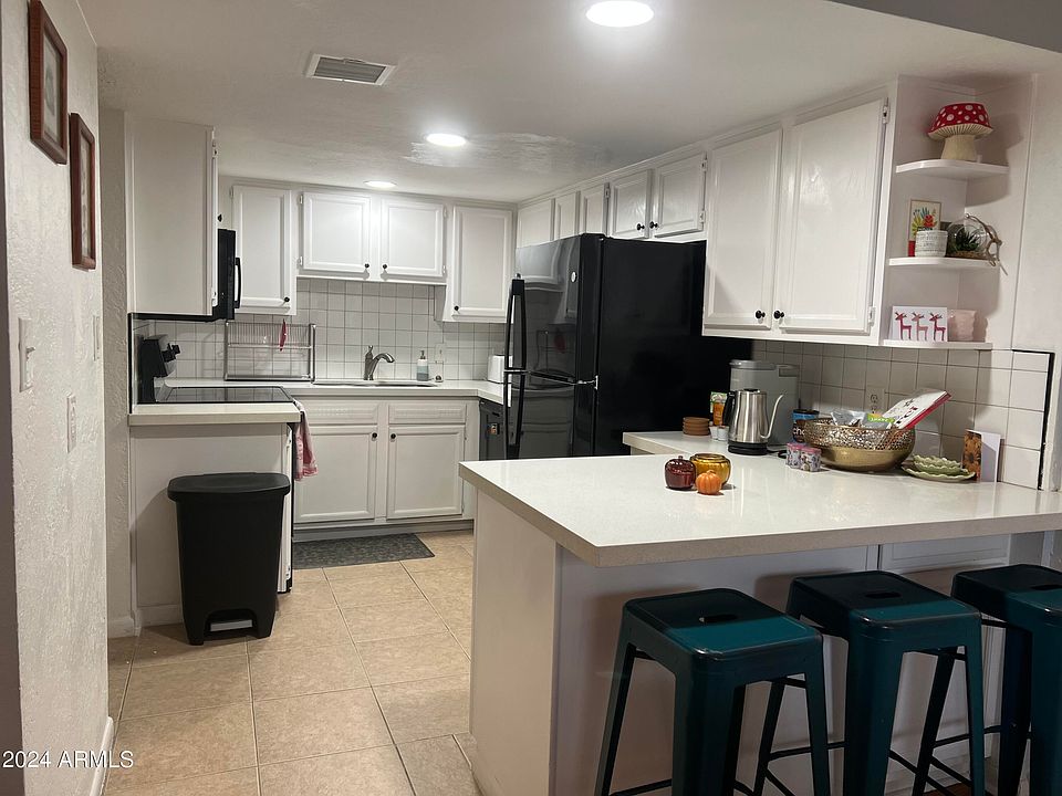 1st image of 1734 W TUCKEY Lane #7