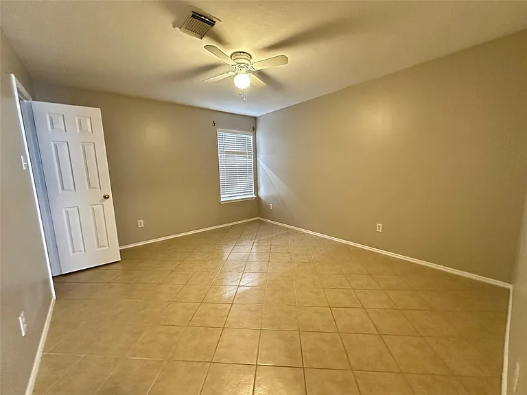 1126 Desert Willow Ln — Photo 14
