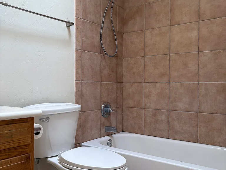 3602 E Blacklidge Dr #2 — Photo 13
