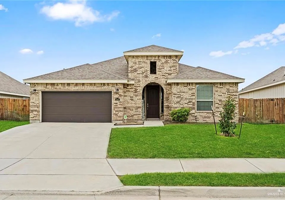 5365 Escondido Pass