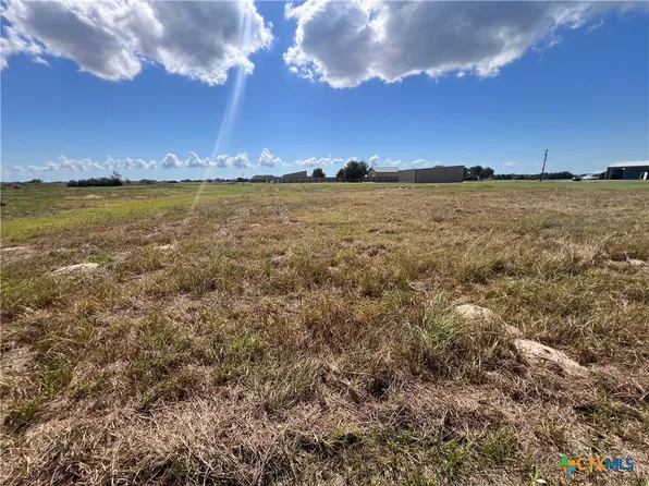 58A Sundown Bay Dr, Seadrift, TX 77983