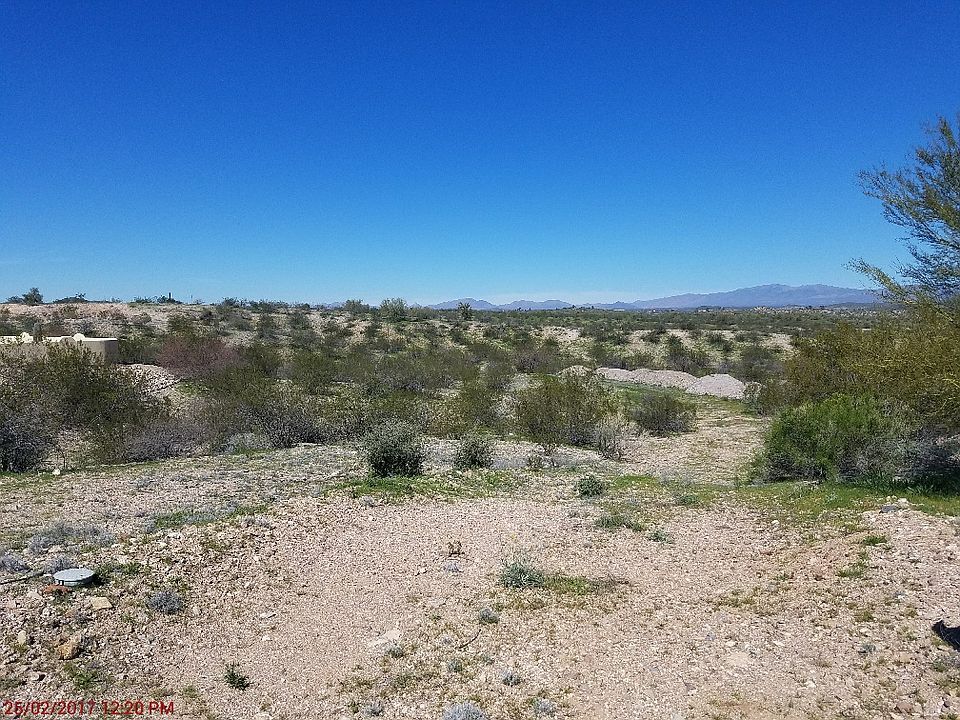 1st image of 2400 Lupine Ln