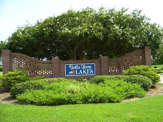 1st image of 168 E Lakeview Dr