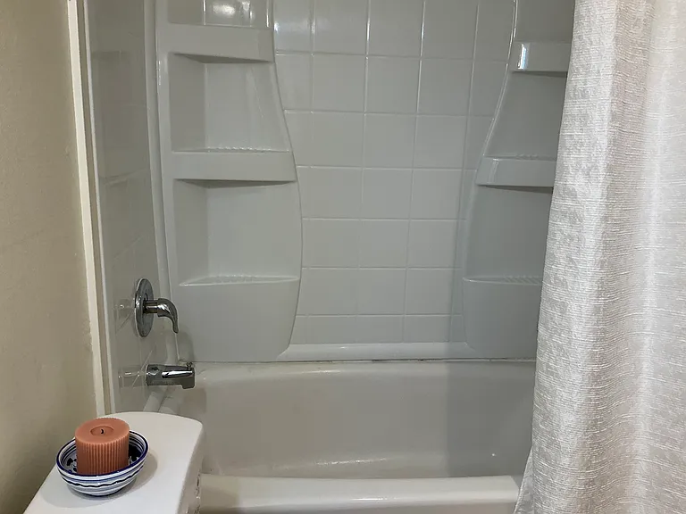 501 Ide St #D — Photo 5