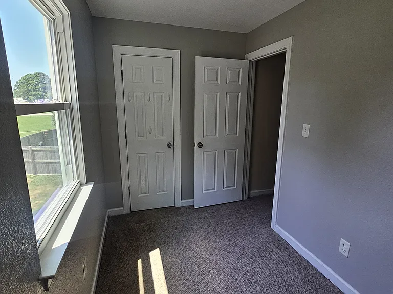 1233 Rockwood Ct — Photo 35