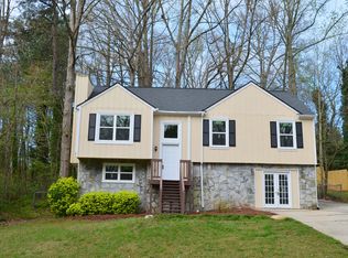 3181 Chippewa Dr, Rex, GA 30273