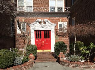 243 78th St APT 1E, Brooklyn, NY 11209