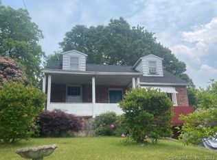 88 Farrell Rd, Waterbury, CT 06706