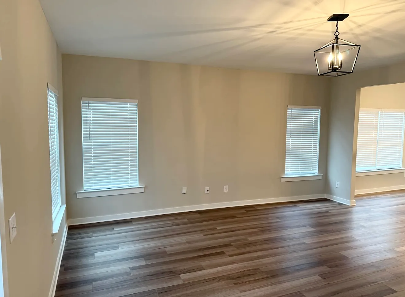 3 bed, 1613 sqft, $1,500 — Photo 3
