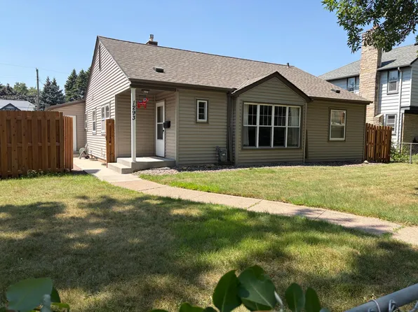 1293 Maywood St, Saint Paul, MN 55117