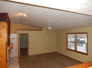 11230 E Grand River Ave, Portland, MI