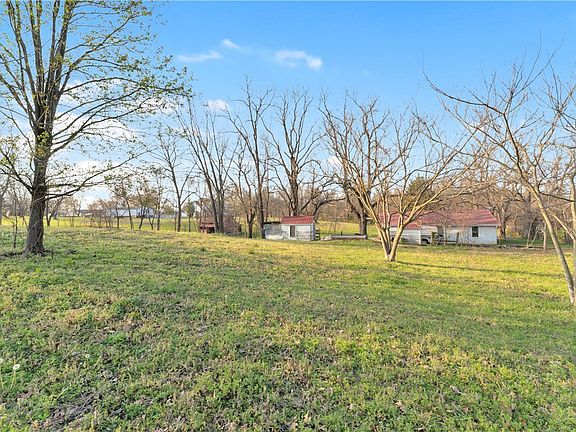 3rd image of 3640 N 48th St