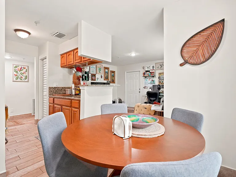 8642 Mallard Reserve Dr #101 — Photo 8