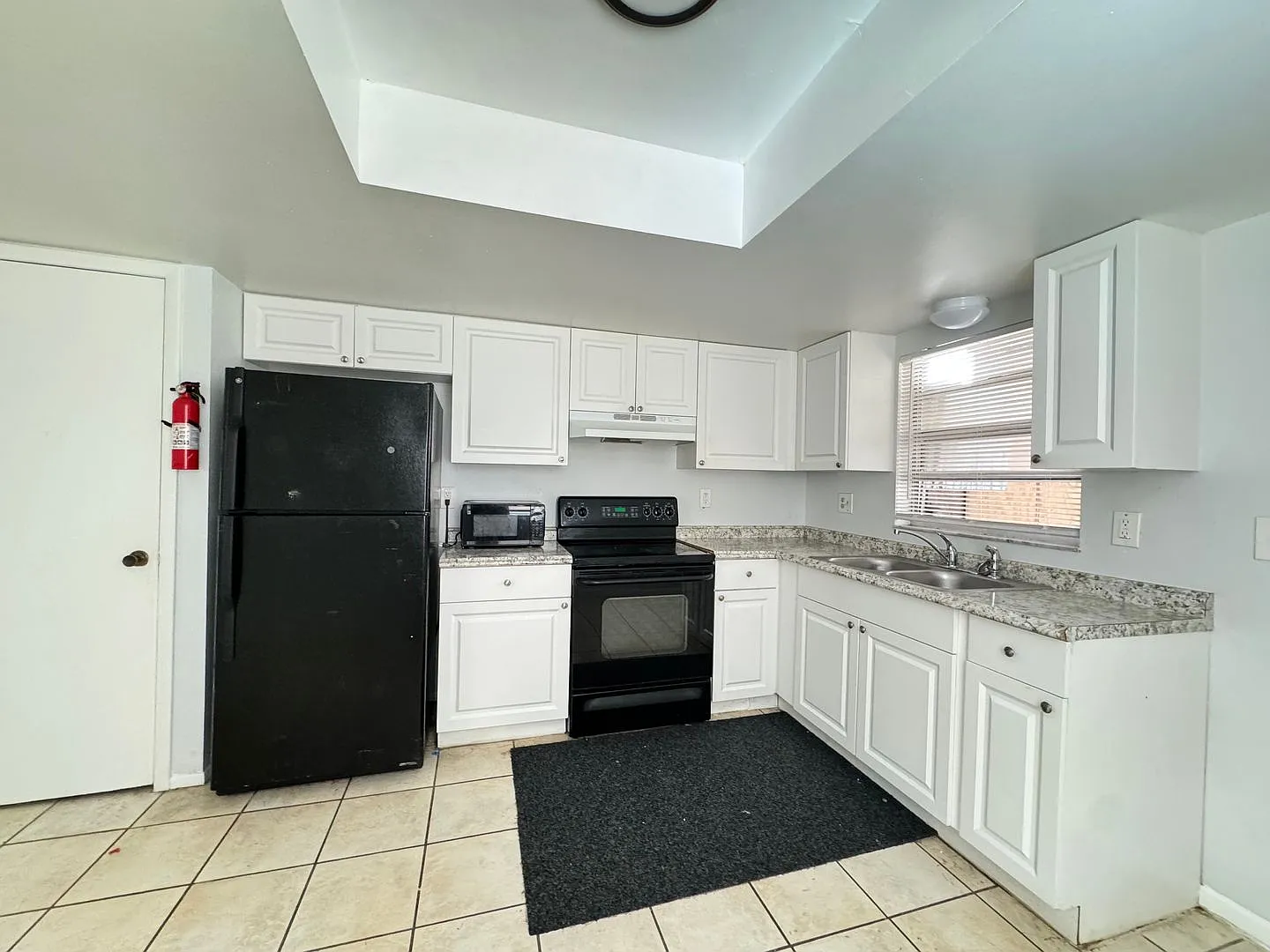65th Properties — Photo 3