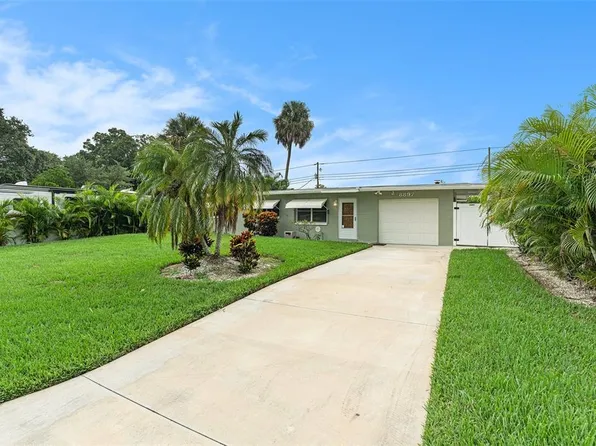 8897 Osprey Ln, Seminole, FL 33777