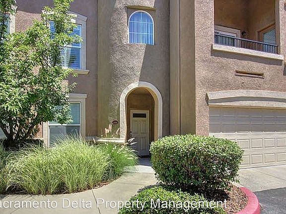 2nd image of 5350 Dunlay Dr Unit 1414