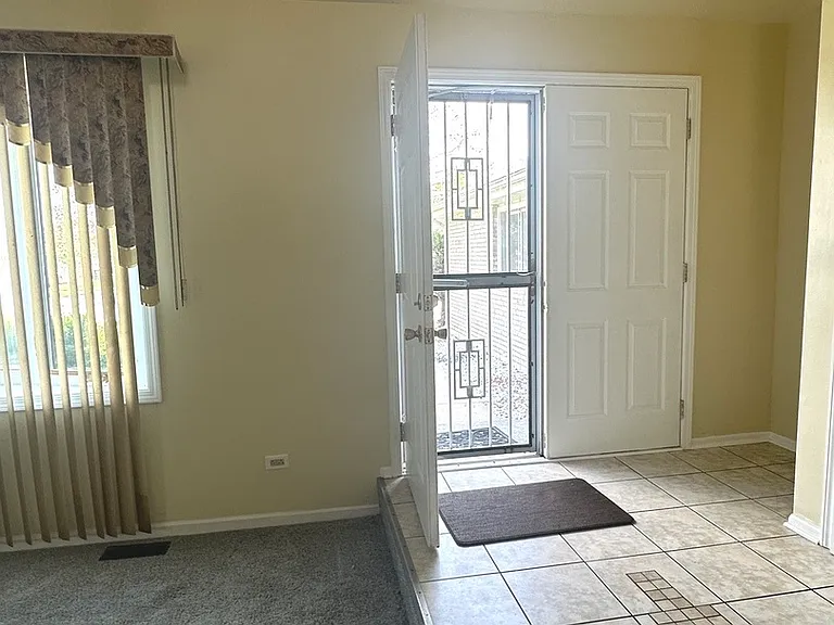 22591 Brian Ln — Photo 2