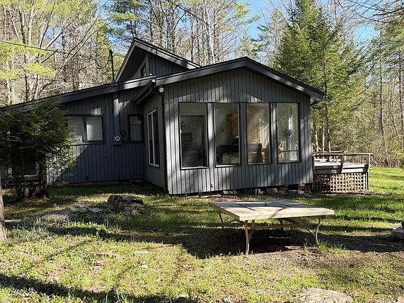 3rd image of 149 Peck Road