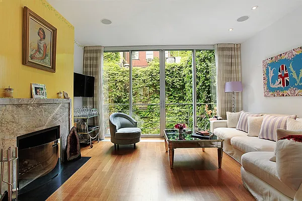 Sold by Corcoran | media 8