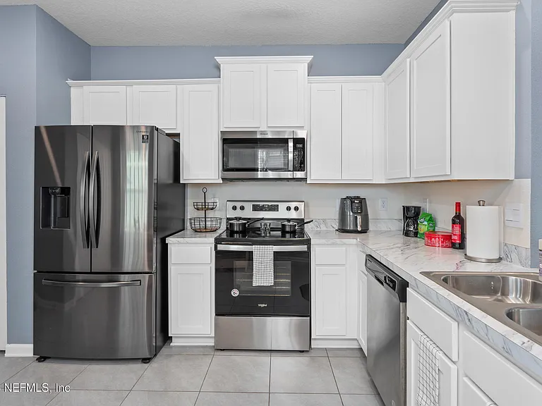 237 Aralia Ln — Photo 9