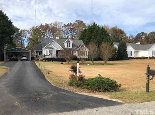 4032 Forty Niners Rd, Clayton, NC 27520