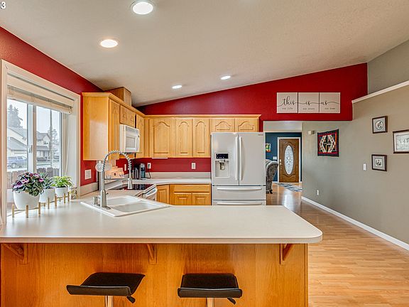 4th image of 9003 NE 91st Pl