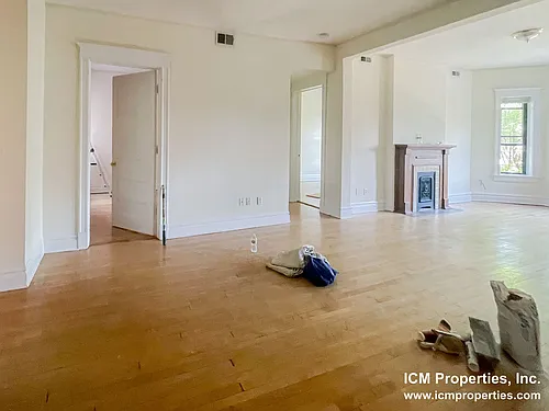 839 W Lill Ave #2 Photo 1