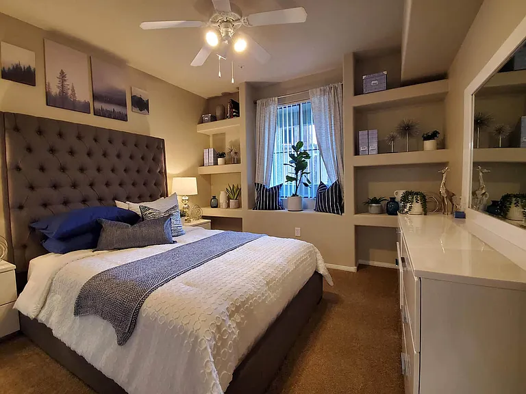 1c1 757 SQFT 1 Bed 1 Bath