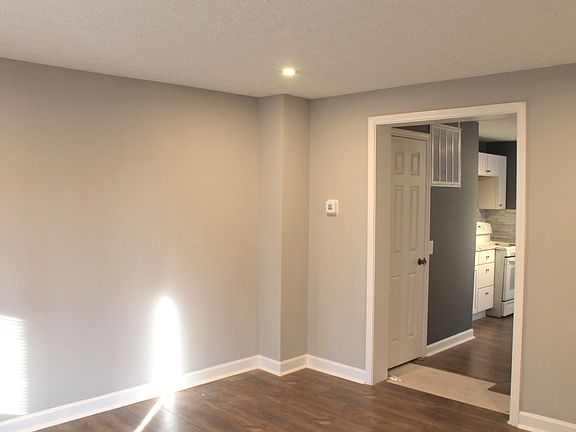 3rd image of 1027 Saint Paul St #1029