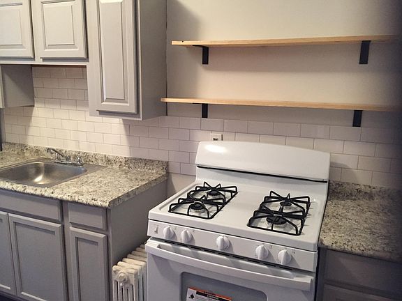 5th image of 11115 S Emerald Ave #2