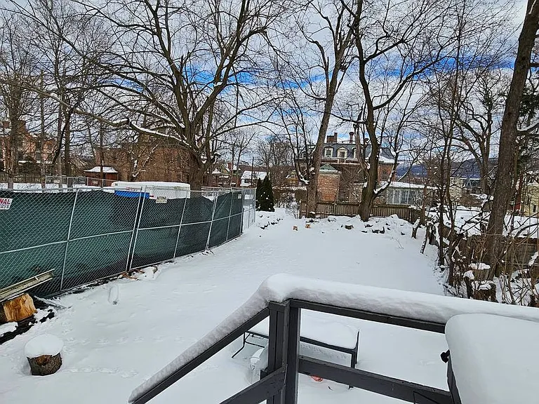 396 Liberty St — Photo 9