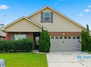 17309 Palm Ridge Dr, Diberville, MS 39540