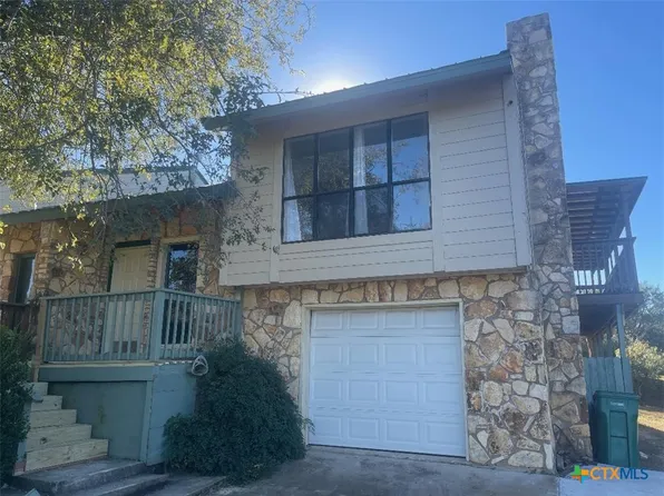 102 A/b Falcon #1, Horseshoe Bay, TX 78657