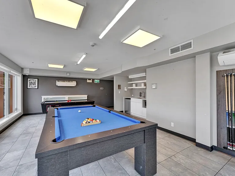 1060 Goldstream Ave — Photo 16