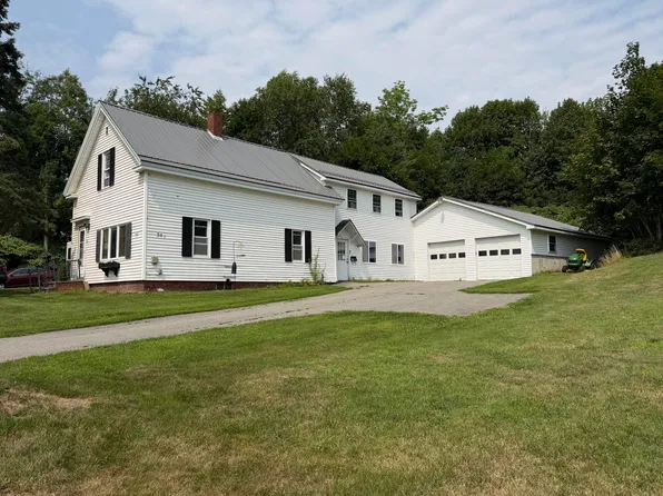 34 Lincoln Street, Dexter, ME 04930