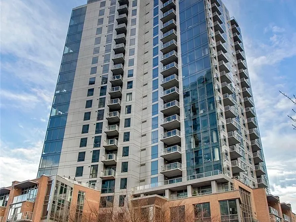 10650 NE 9th Place #821, Bellevue, WA 98004