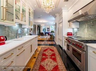 1107 NE 2nd St, Fort Lauderdale, FL 33301