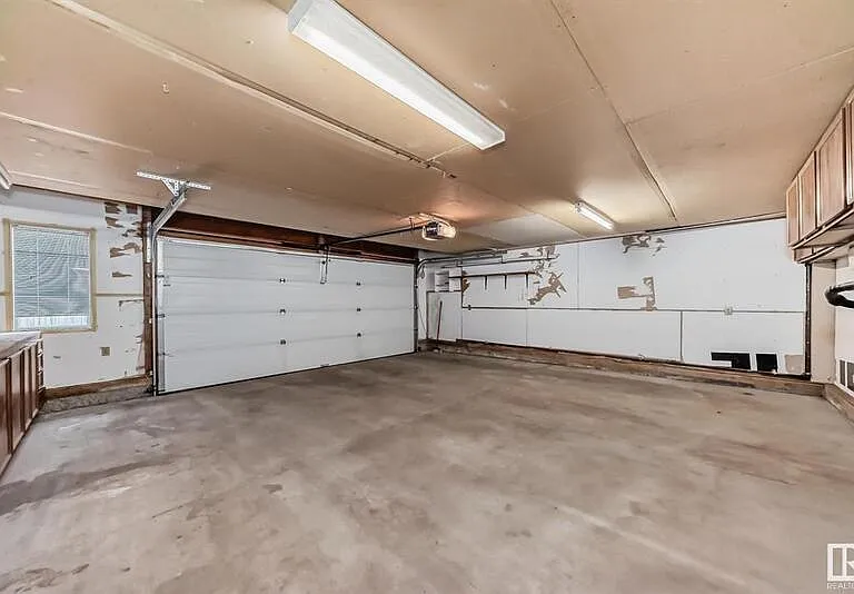 1798 Melrose Cres SW #HOUSE — Photo 42