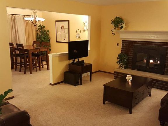 3rd image of 1751 Edwards Dr