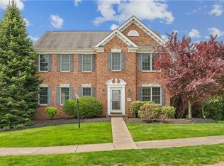 5032 Stags Leap Ln, Coraopolis, PA