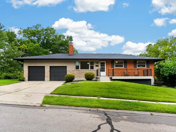 9031 Rolling Ln, Cincinnati, OH 45236