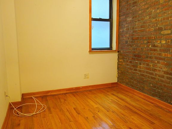 4th image of 258 W 15th St APT 3RE