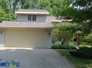 2435 Remington Rd, Green Bay, WI 54302