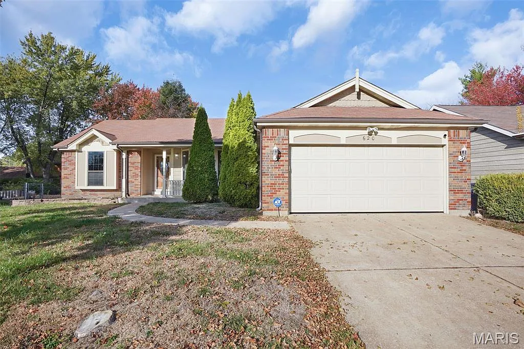 620 Bugle Run Dr photo 1