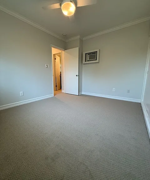 2611 W Clark Ave #B — Photo 18